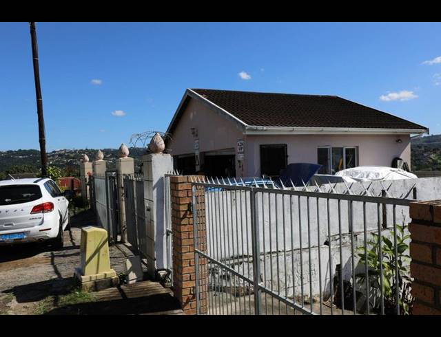 3 BEDROOM HOUSE FOR SALE IN NEWLANDS WEST